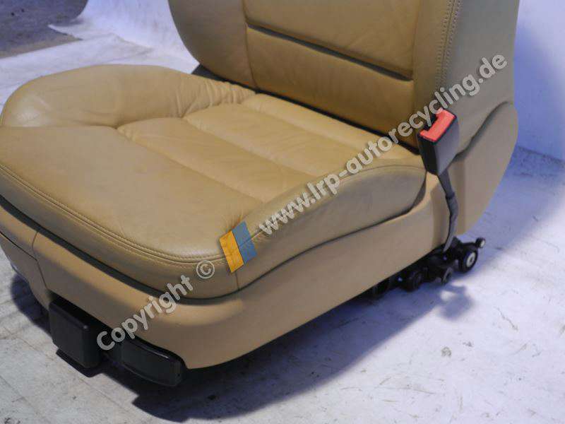 AUDI A3(8L) 5-T&Uuml;RIG BJ1999 SITZAUSSTATTUNG LEDER ATZTEKENGELB